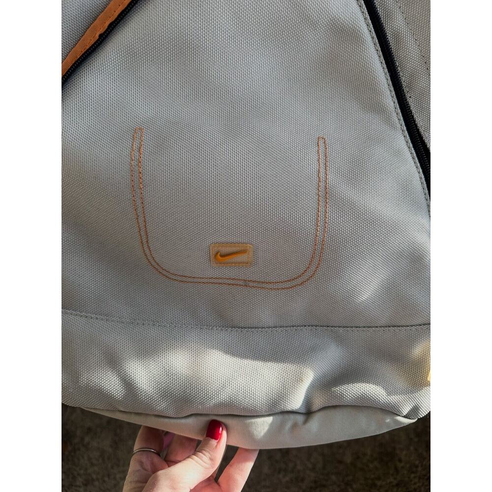 Vintage NIKE Y2K Sling Bag Crossbody RARE Beige Orange - Picture 3 of 10